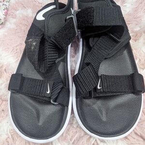 Nike Women's Black and White Sandals
